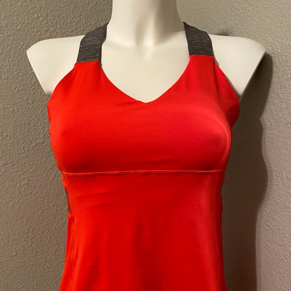 Lululemon Size 6 Tank